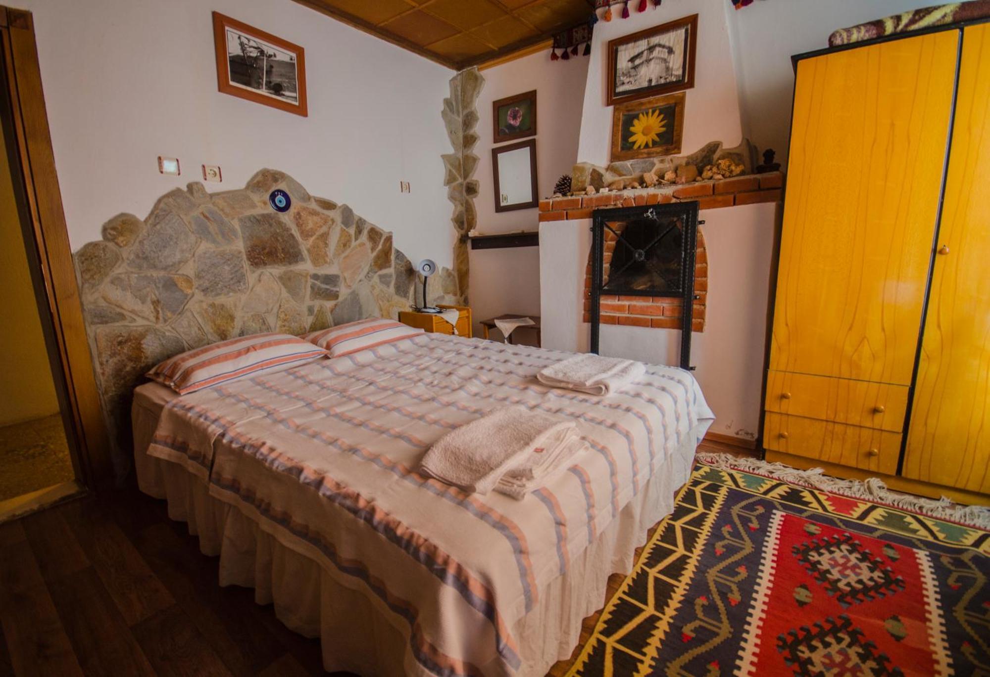 Agora Pansiyon Kapikiri Quarto foto