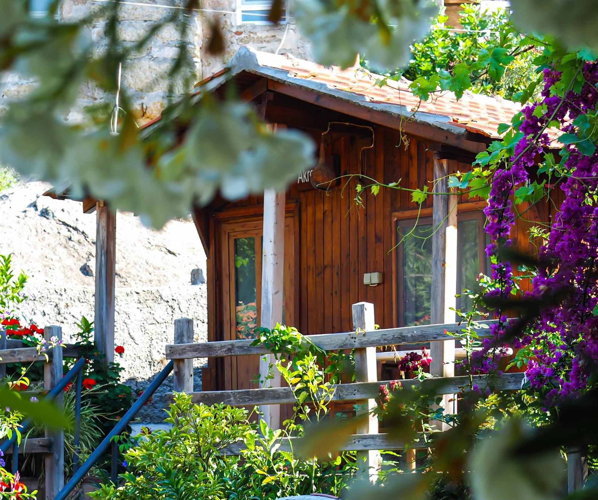 Agora Pansiyon Kapikiri Exterior foto
