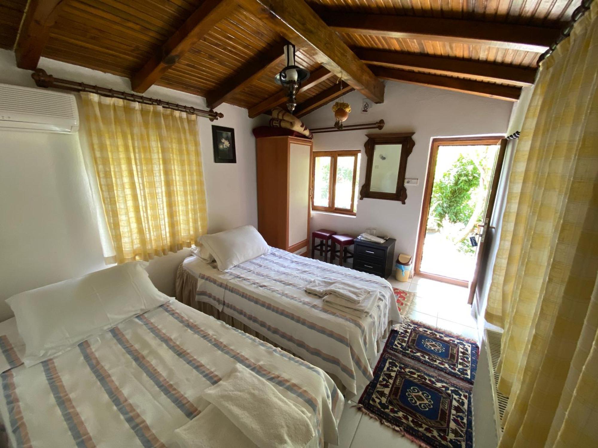 Agora Pansiyon Kapikiri Quarto foto