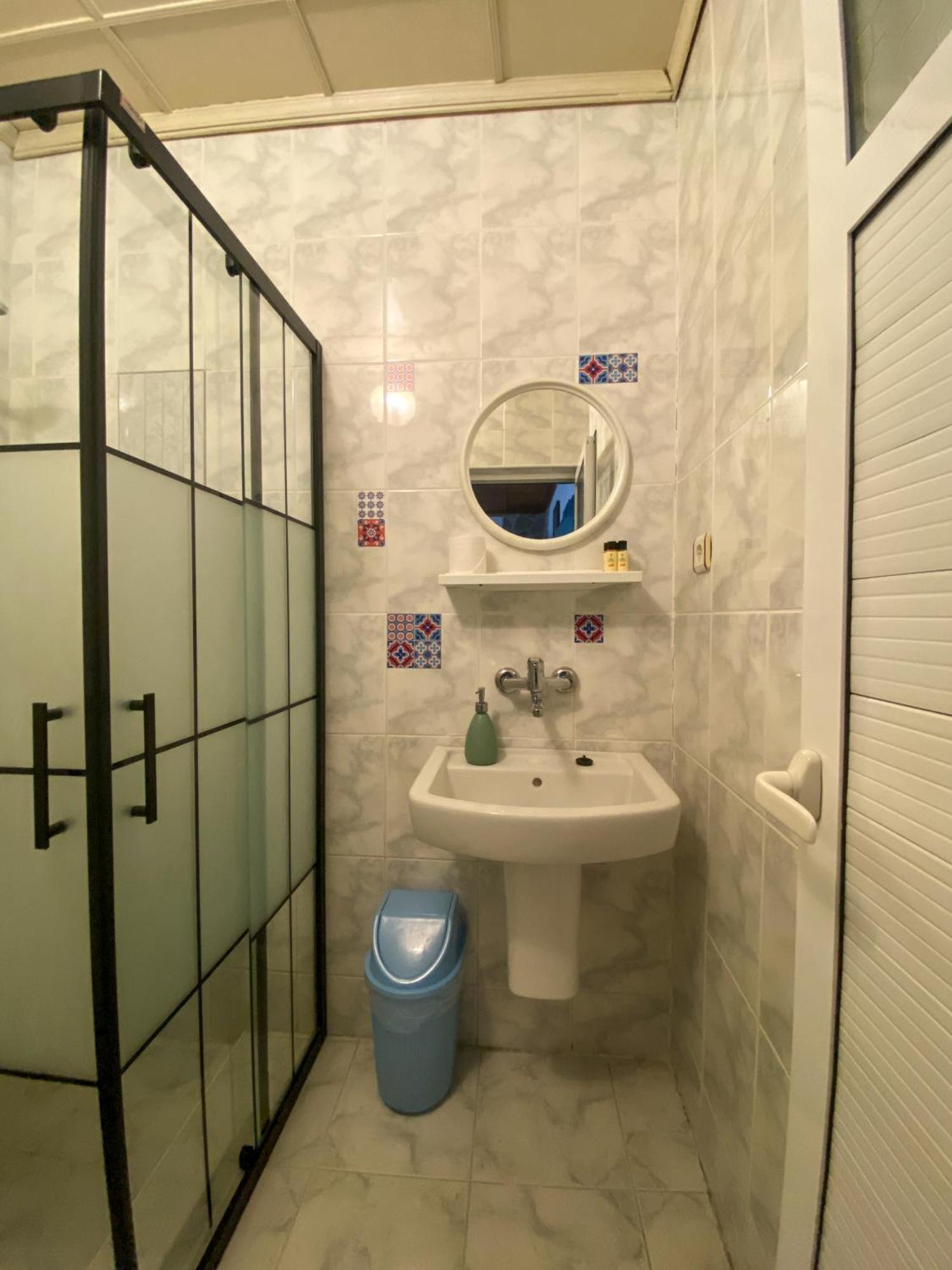 Agora Pansiyon Kapikiri Quarto foto