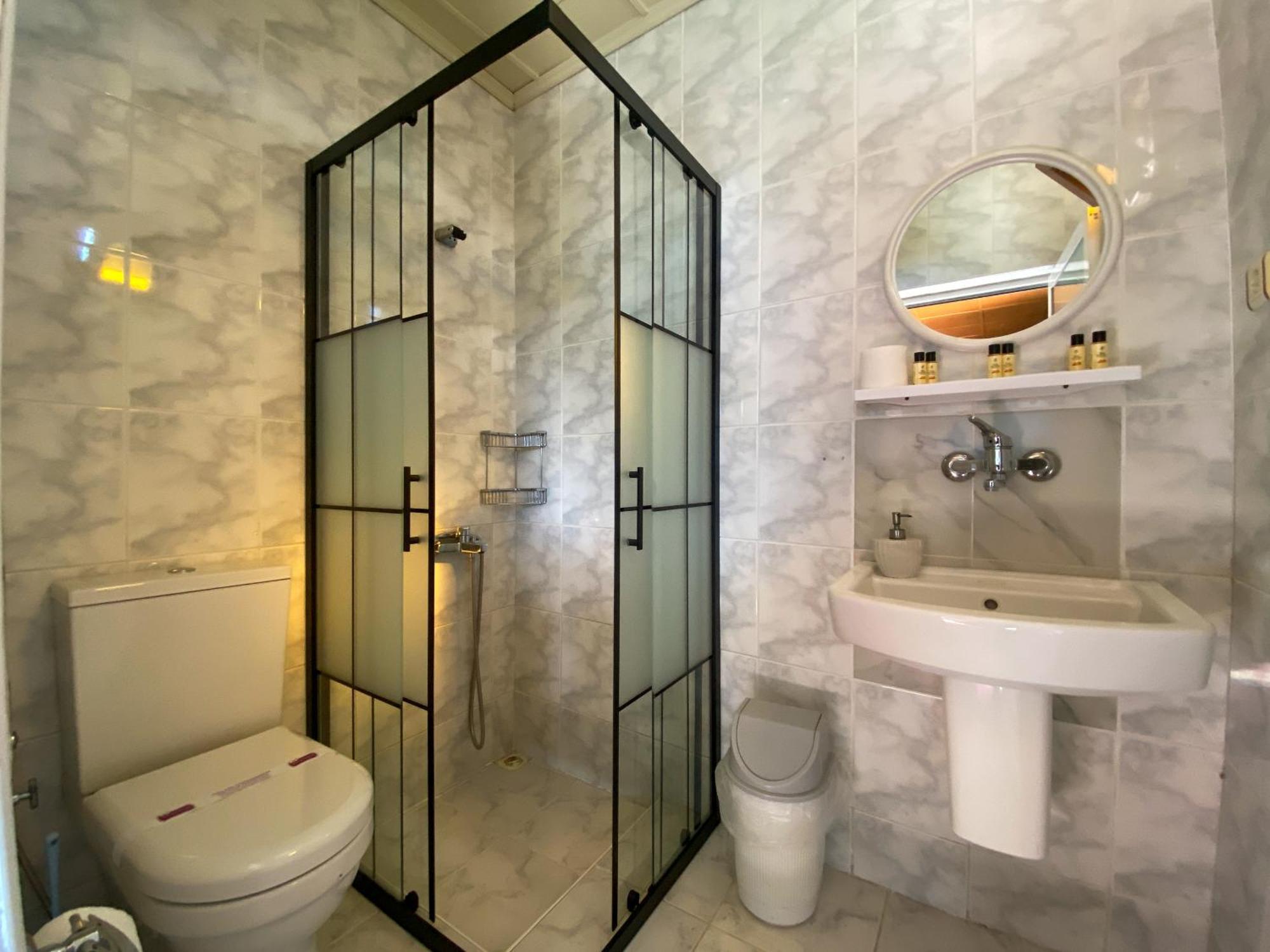 Agora Pansiyon Kapikiri Quarto foto